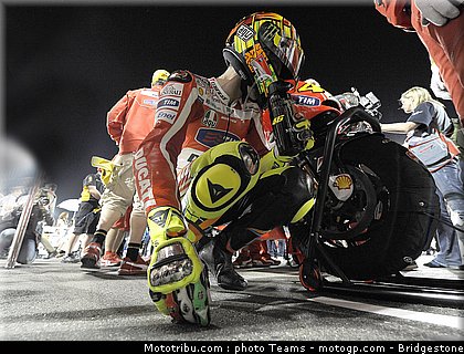 motogp_qatar_2011_rossi_08.jpg