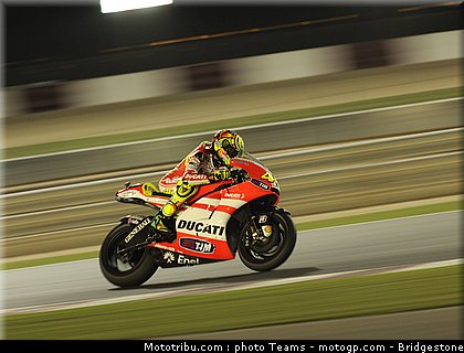 motogp_qatar_2011_rossi_09.jpg