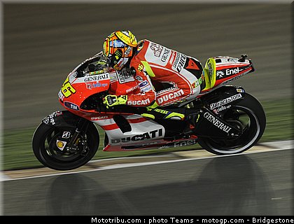 motogp_qatar_2011_rossi_12.JPG