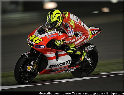 motogp_qatar_2011_rossi_20.JPG