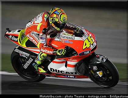 motogp_qatar_2011_rossi_25.jpg