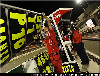 motogp_qatar_2011_rossi_29.jpg