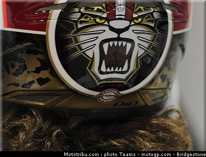 motogp_qatar_2011_simoncelli_11.jpg