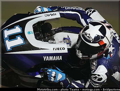 motogp_qatar_2011_spies_07.jpg