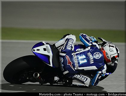 motogp_qatar_2011_spies_12.jpg