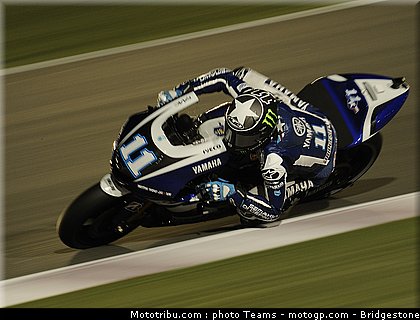 motogp_qatar_2011_spies_23.jpg