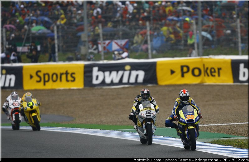 moto2_040_espagne_2011_jerez