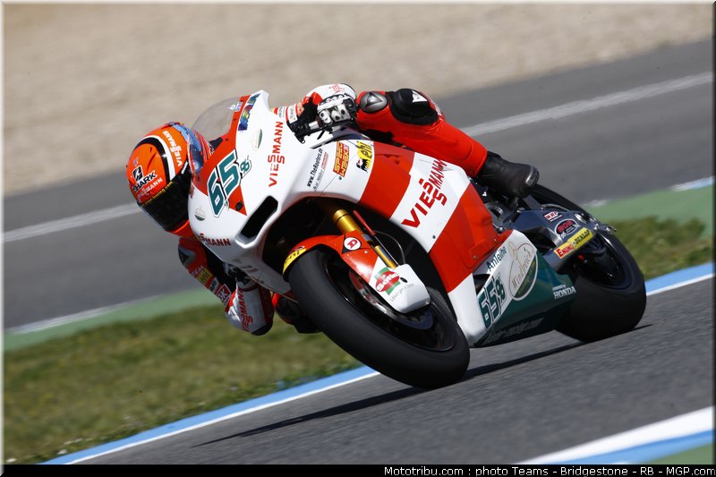 moto2_bradl_13_espagne_2011_jerez