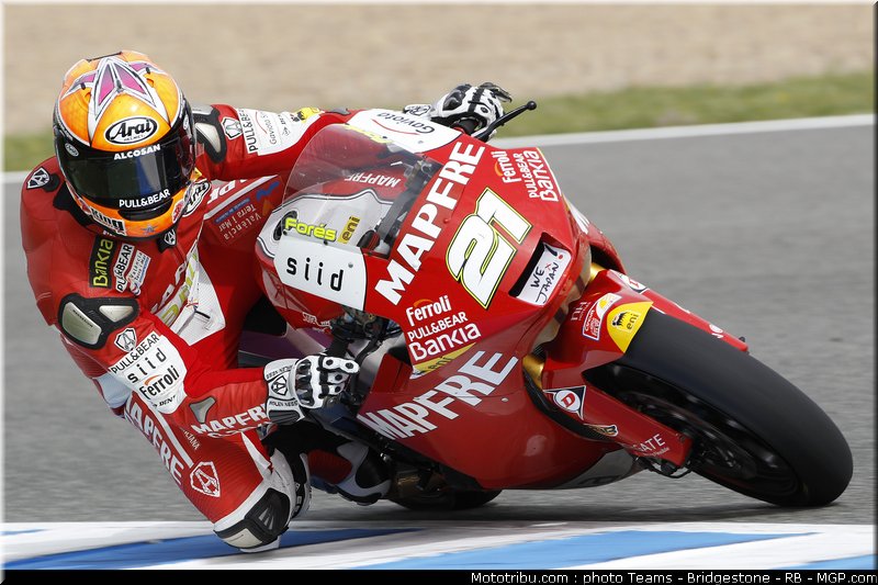moto2_fores_6_espagne_2011_jerez