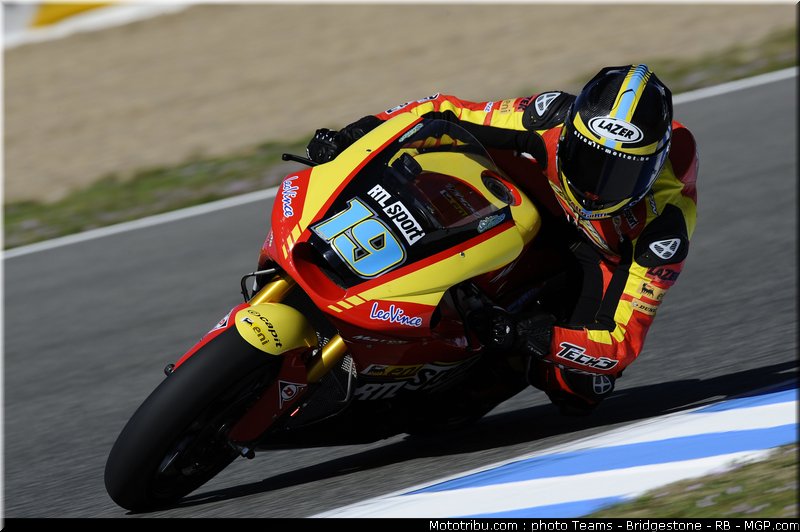 moto2_simeon_08_espagne_2011_jerez