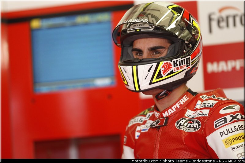 moto2_simon_06_espagne_2011_jerez