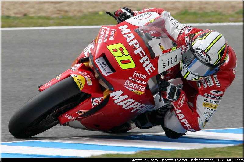 moto2_simon_08_espagne_2011_jerez