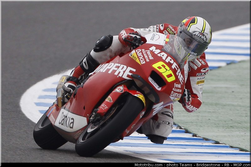 moto2_simon_10_espagne_2011_jerez