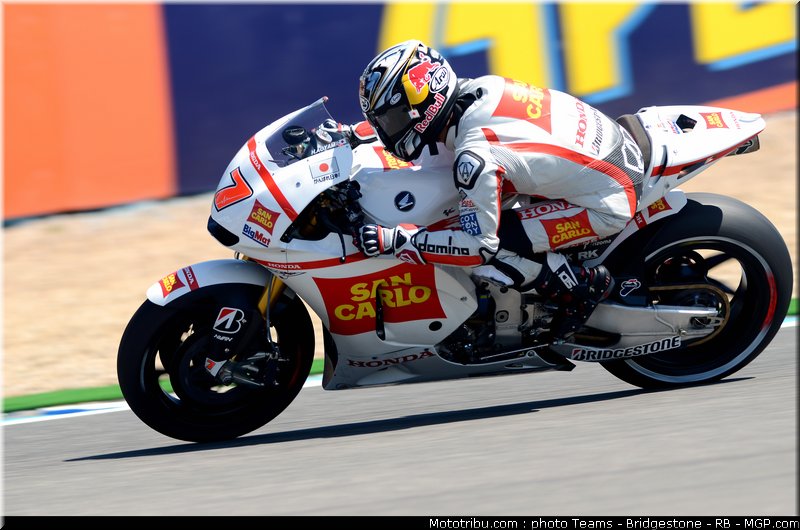 motogp_aoyama_03_espagne_2011_jerez