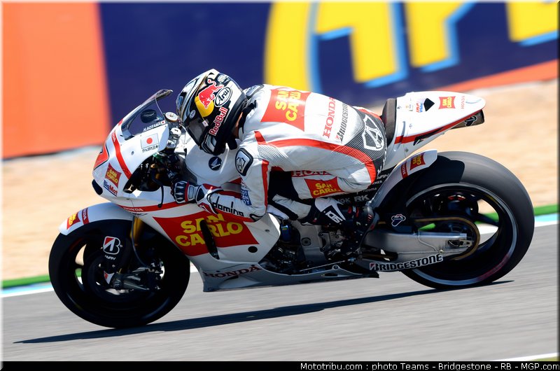motogp_aoyama_04_espagne_2011_jerez