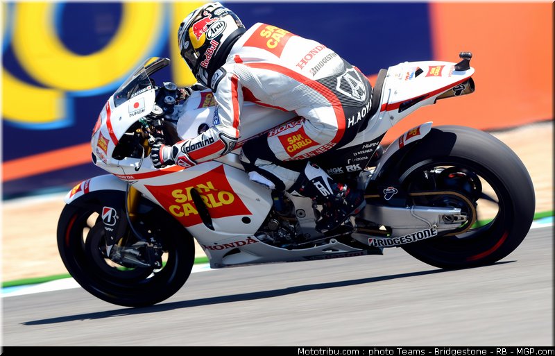 motogp_aoyama_05_espagne_2011_jerez