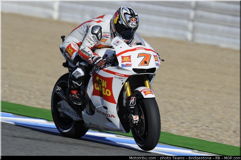 motogp_aoyama_07_espagne_2011_jerez