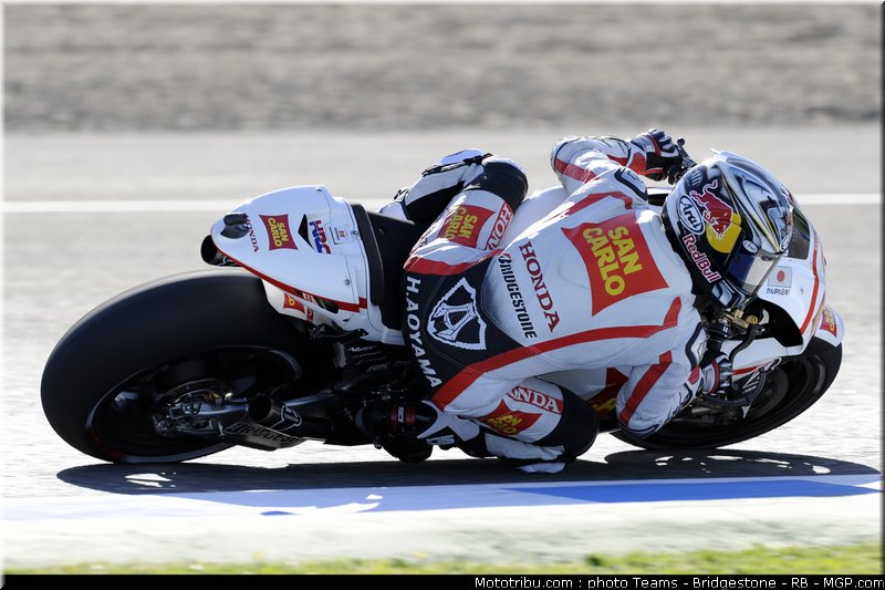 motogp_aoyama_09_espagne_2011_jerez