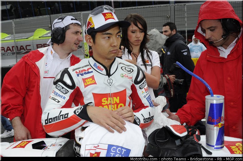 motogp_aoyama_19_espagne_2011_jerez