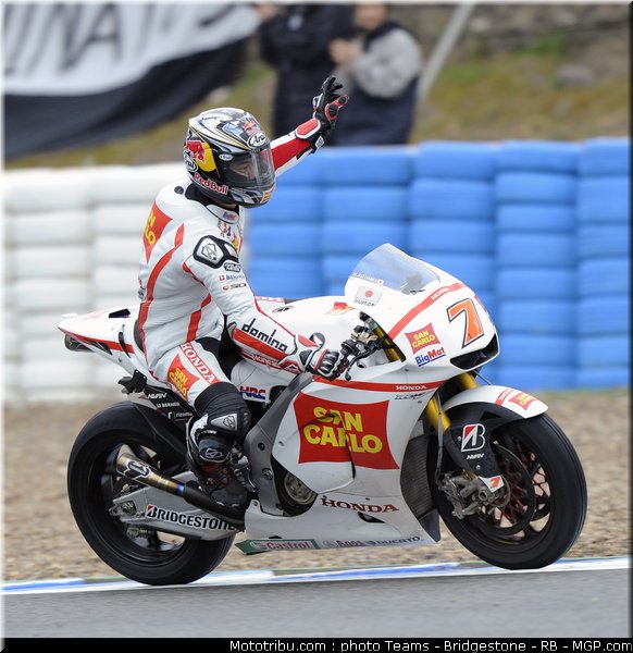 motogp_aoyama_20_espagne_2011_jerez