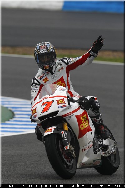 motogp_aoyama_21_espagne_2011_jerez