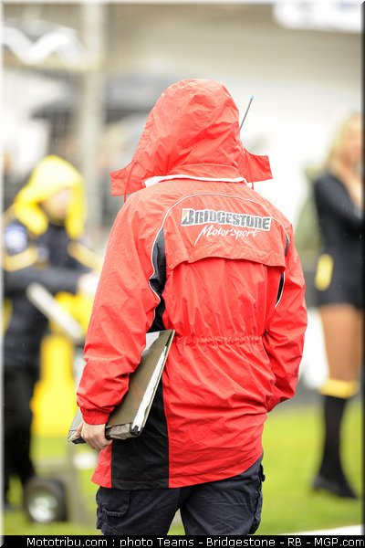 motogp_bridgestone_03_espagne_2011_jerez