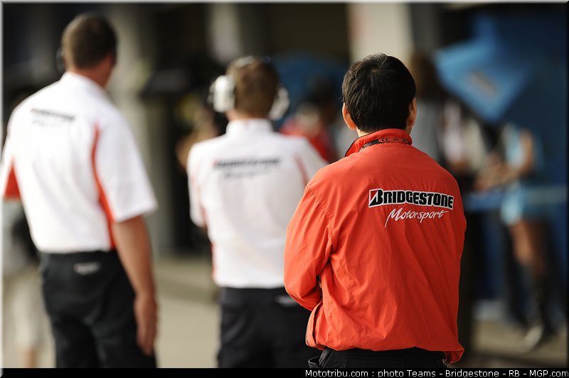 motogp_bridgestone_12_espagne_2011_jerez