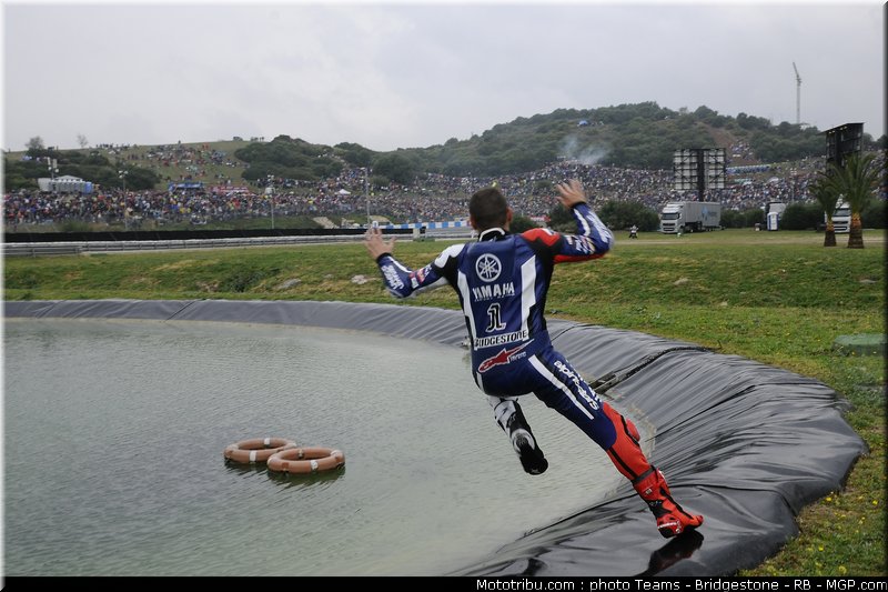 motogp_lorenzo_29_espagne_2011_jerez