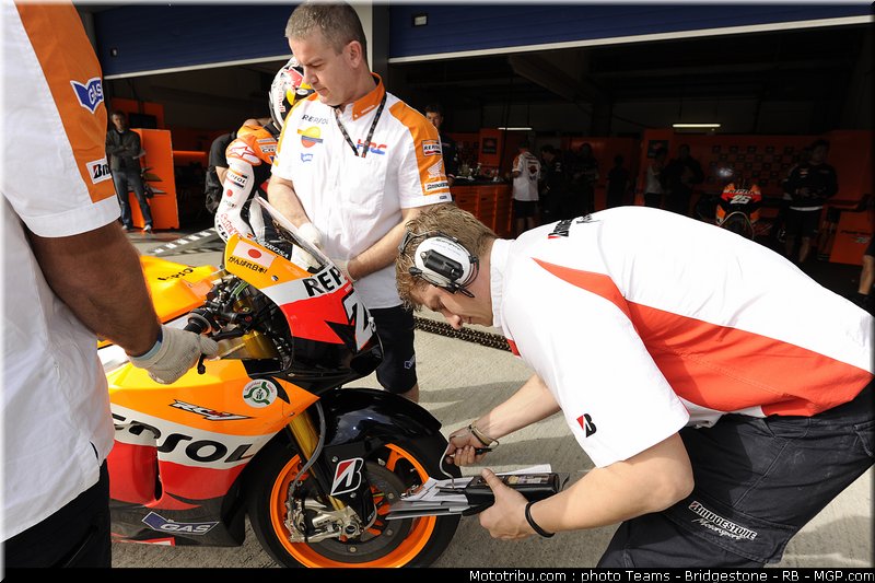motogp_pedrosa_46_espagne_2011_jerez