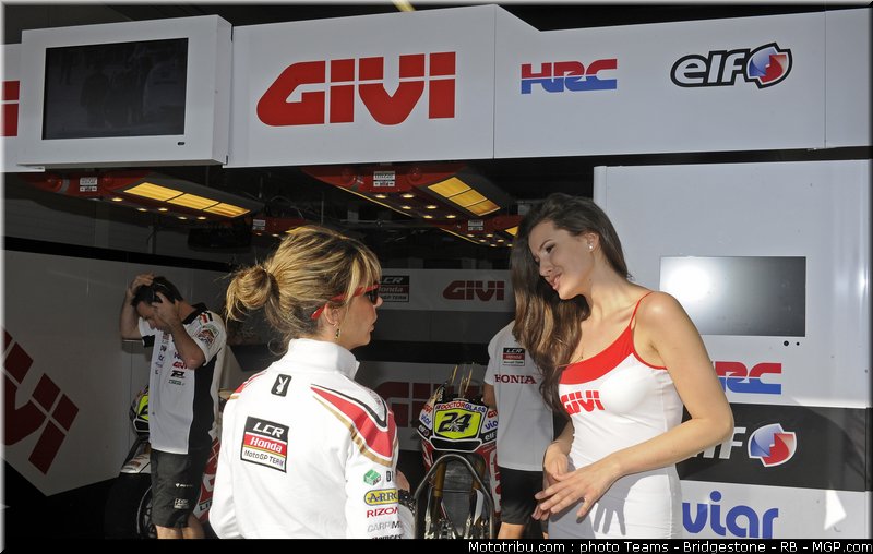 motogp_pitbabe_02_espagne_2011_jerez