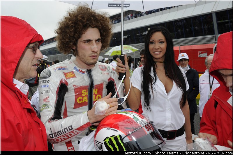 motogp_pitbabe_05_espagne_2011_jerez
