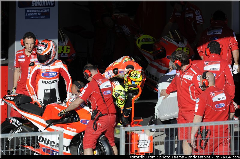 motogp_rossi_13_espagne_2011_jerez