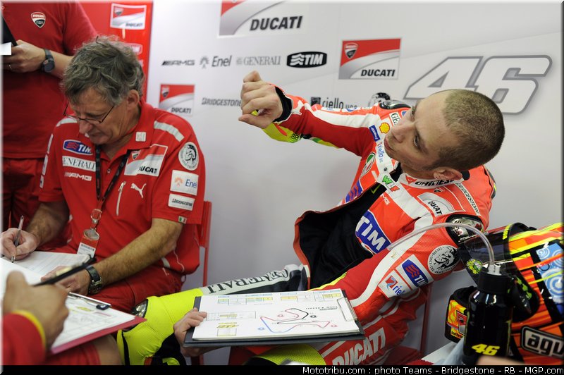motogp_rossi_15_espagne_2011_jerez