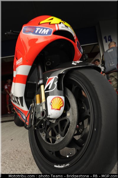 motogp_rossi_25_espagne_2011_jerez