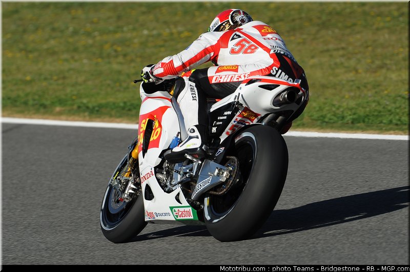 motogp_simoncelli_01_espagne_2011_jerez