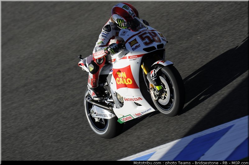 motogp_simoncelli_04_espagne_2011_jerez