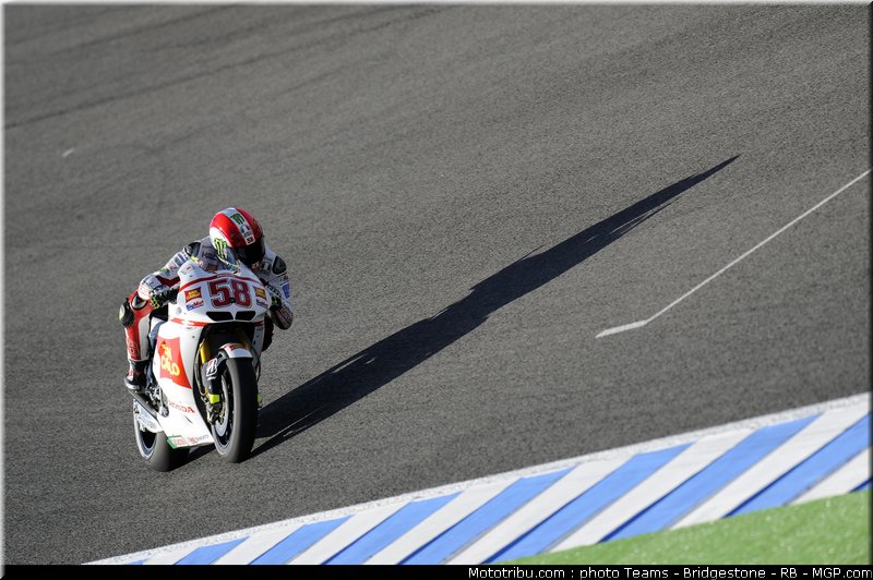 motogp_simoncelli_05_espagne_2011_jerez
