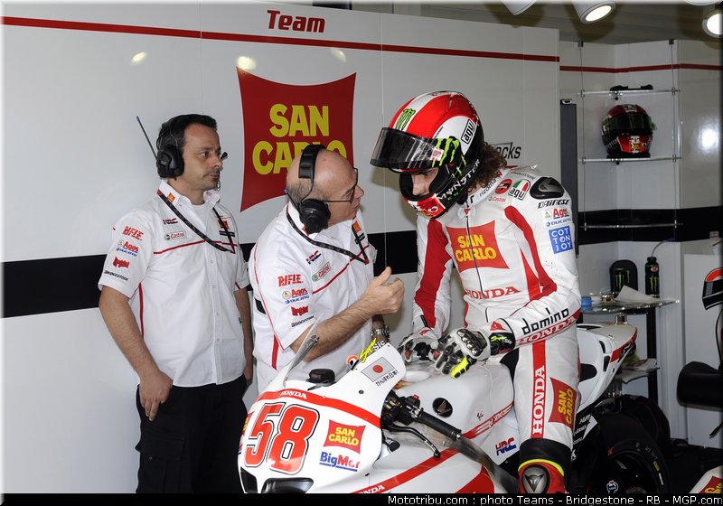 motogp_simoncelli_10_espagne_2011_jerez