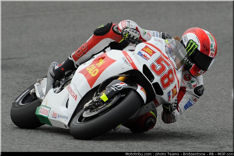 motogp_simoncelli_14_espagne_2011_jerez