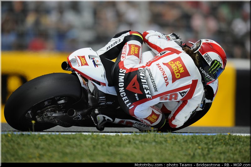motogp_simoncelli_20_espagne_2011_jerez