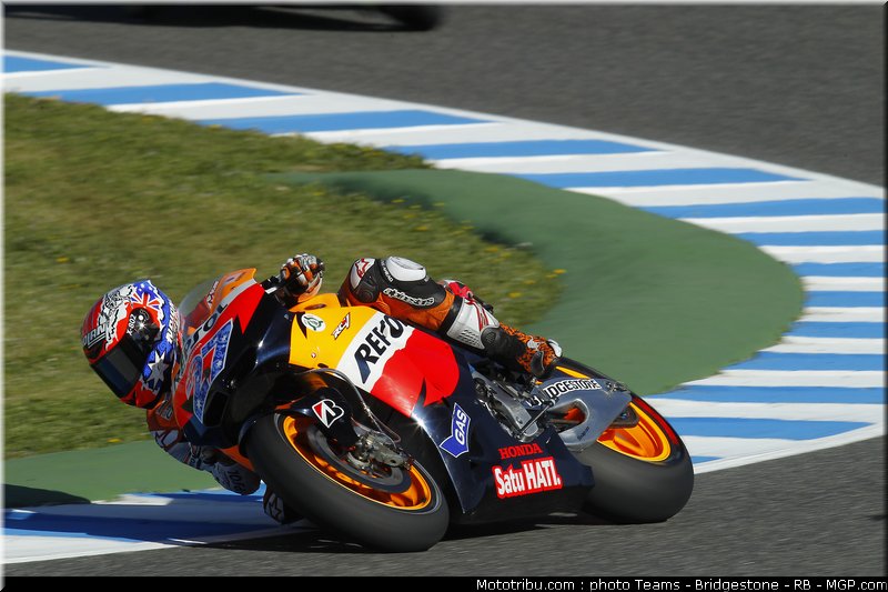 motogp_stoner_03_espagne_2011_jerez