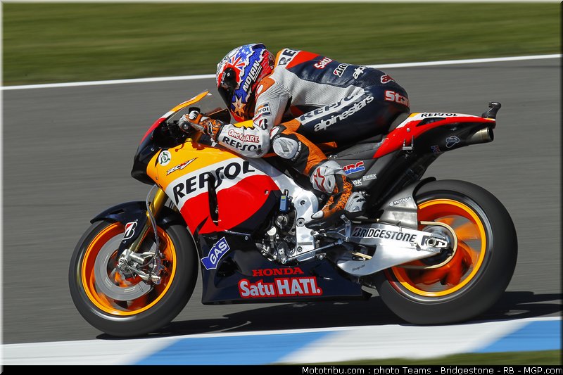 motogp_stoner_05_espagne_2011_jerez