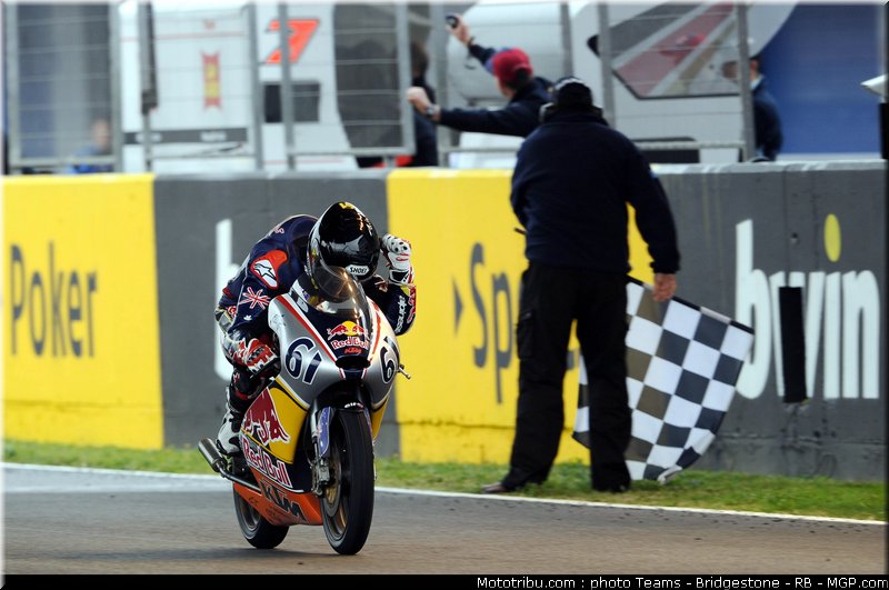 redbull_rookie_cup_sissis_03_espagne_2011_jerez