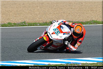 moto2_bradl_05_espagne_2011_jerez.jpg