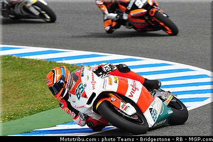 moto2_bradl_07_espagne_2011_jerez.jpg