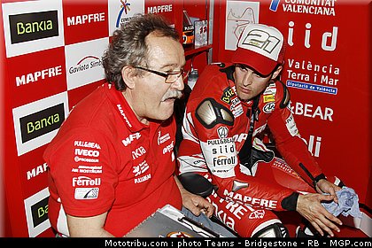 moto2_fores_4_espagne_2011_jerez.jpg