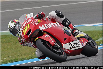 moto2_simon_09_espagne_2011_jerez.jpg