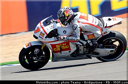 motogp_aoyama_03_espagne_2011_jerez.jpg