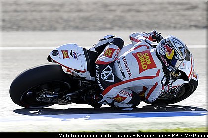 motogp_aoyama_09_espagne_2011_jerez.jpg