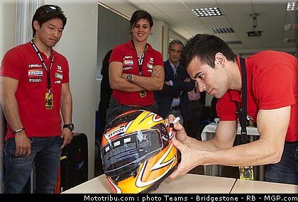 motogp_honda_hrc_13_espagne_2011_jerez.JPG